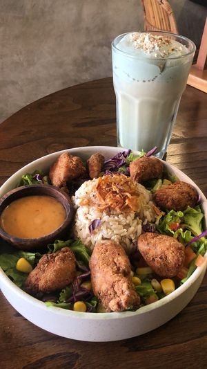 Matcha dalgona and karaage salad at Burgreens - Darmawangsa in Jakarta