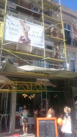 Outside at Decadenza Gelateria in Leuven