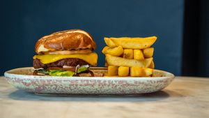 Erpingham burger at Erpingham House in Norwich