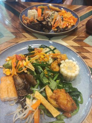 Buffet at Veggie Castle - Yen Ninh in Hanoi
