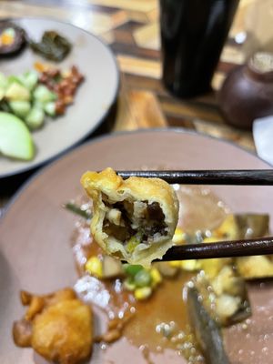 Crunchy dumpling   at Veggie Castle - Yen Ninh in Hanoi