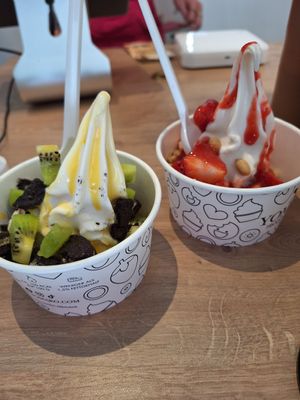 Size small at YOMARO in Bielefeld