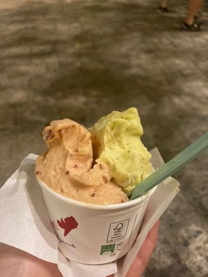 Peach and fig flavours   at I Vizi Degli Angeli in Matera