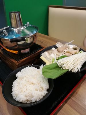 Mini hot pot with rice at Green Age 善提素 in West Singapore