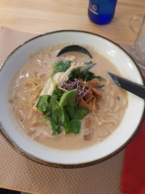 Vegan ramen at Yan Ken Pon - La Latina in Madrid