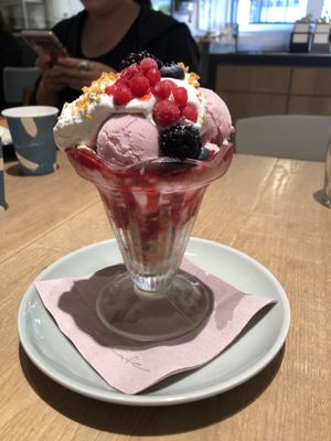 Very Berry Cheesecake Vegan Parfait at Shiro Cafe in Tokyo