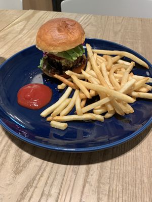 Avocado burger and fries at Shiro Cafe in Tokyo