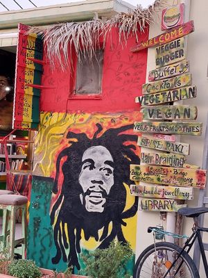 Chill atmosphere at Mad Irie in Crete