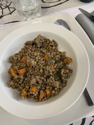 Insalata tiepida di lenticchie e verdure  at Oleoteca Bartolomei l'Olio Orvieto con Cucina in Orvieto