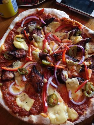 Bbq chicken pizza at Hell Below in Carlisle