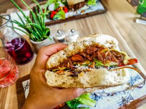 Jackfruit burger at Mingle Cafe in Larnaca