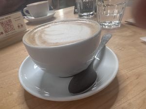   at Noshi Coffee in Porto