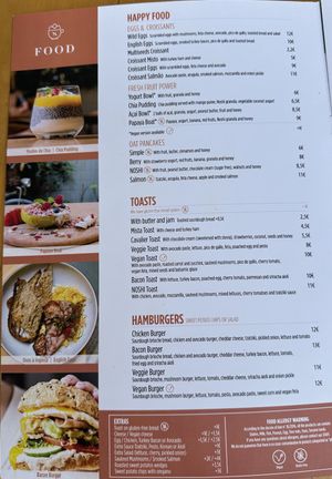   at Noshi Coffee in Porto