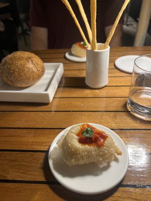 Fried dough thingy 🤤  at Da Gabrisa in Positano