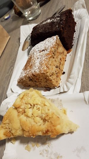 Chocolate cake, carrot nut cake, apple crumble at Die Gute Stube in Mainz