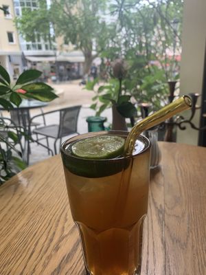  at Die Gute Stube in Mainz