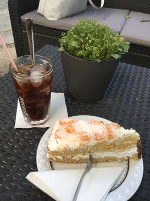 Yummy coconut mandarin cake (vegan) at Die Gute Stube in Mainz