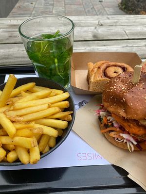 there is still room for improvement at Jack Bean - Kruisplein in Rotterdam