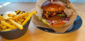 BBQ oyster mushroom burger with fries. at Jack Bean - Kruisplein in Rotterdam