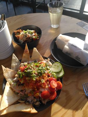 Salsa salad, mushroom side and burito wrap at Jack Bean - Kruisplein in Rotterdam