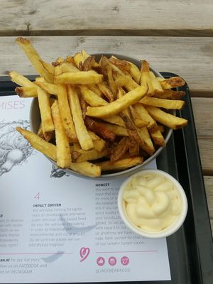 Chips and mayo at Jack Bean - Kruisplein in Rotterdam