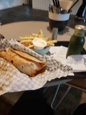 Wrap, fries and everything nice at Jack Bean - Kruisplein in Rotterdam