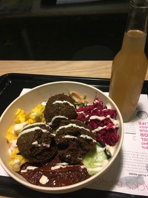 Falafel bowl at Jack Bean - Kruisplein in Rotterdam