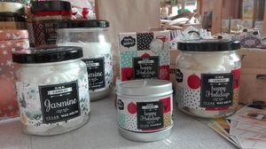 Vegan candles and wax melts made in Slovenia at  Vitaminčk Trgovina in Idrija