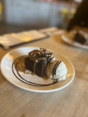 Brownie  at Lola Rosa - Places des Festivals in Montreal