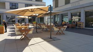 Outdoor seating at Lokal in Davos Platz