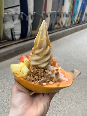 Riss Moore in a Papaya Bowl at Banan - Waikiki in Honolulu