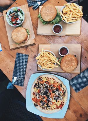 Pizza & burgers 💛 at Ezitis Migla - Aldaru in Riga