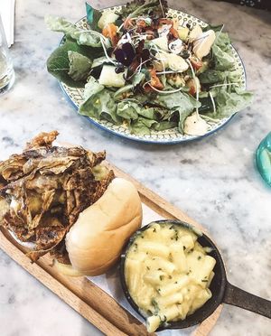 Burger, Mac & cheese and a big salad at When Polly Met Fergie in Peterborough