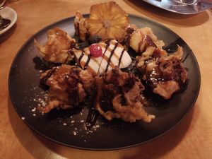 Banana in "tempura" with vegan ice cream at Mojo Café in Trakai
