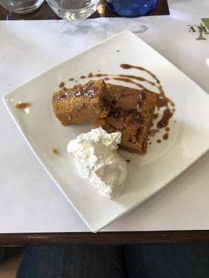 Vegan carrot cake with vegan cream  at Amaranta in Girona