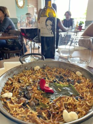 Fideua  at Amaranta in Girona