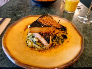 Similar a um prato de peixe com batatas, feito de tofu at The Green Affair - Saldanha in Lisbon