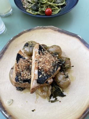 Tofu with potatoes and spinach   at The Green Affair - Saldanha in Lisbon