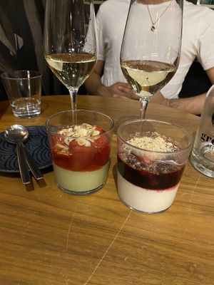 Avacado Mousse and Cup Cheesecake  at The Green Affair - Saldanha in Lisbon