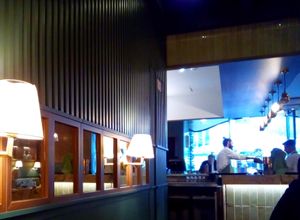 Entrance's bar/reception at The Green Affair - Saldanha in Lisbon