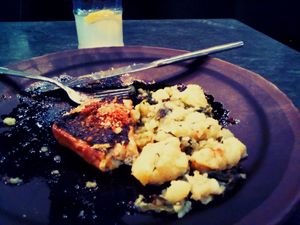 Tofu "à lagareiro" with mashed potatoes and nori at The Green Affair - Saldanha in Lisbon