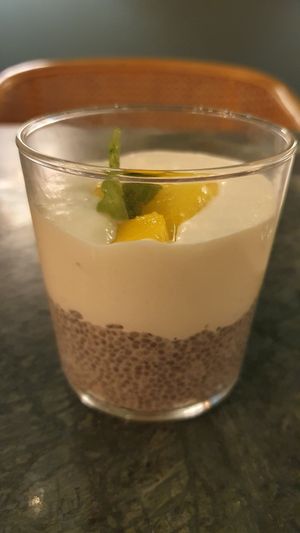 Parfait de chia con mango #Veganuary at The Green Affair - Saldanha in Lisbon