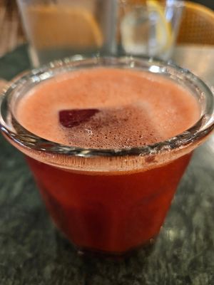 Fruit & veggie juice at The Green Affair - Saldanha in Lisbon