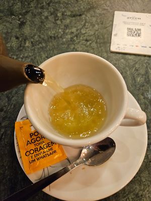 Camomile tea at The Green Affair - Saldanha in Lisbon