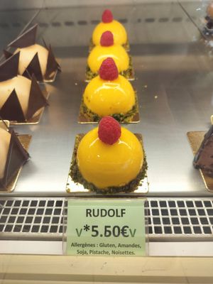 Rudolf at Patisserie Chocolaterie Peigné in Lille