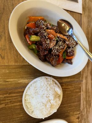 general tao dinner set  at Padmanadi in Edmonton