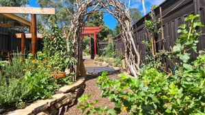 Garden, tables available outside at Nevedya in Upwey