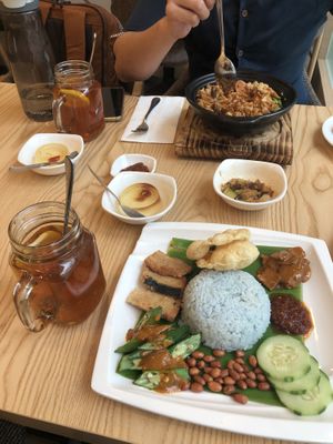 Comes with drink and a dessert at Green Ba - Marina Sq in Central Singapore