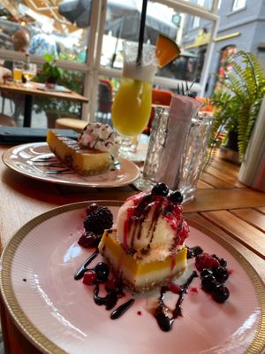 Dessert in front is the vegan dessert  at Pistache in Valkenburg