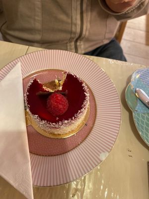 Himbeere  at Isabella Glutenfreie Patisserie in Aachen